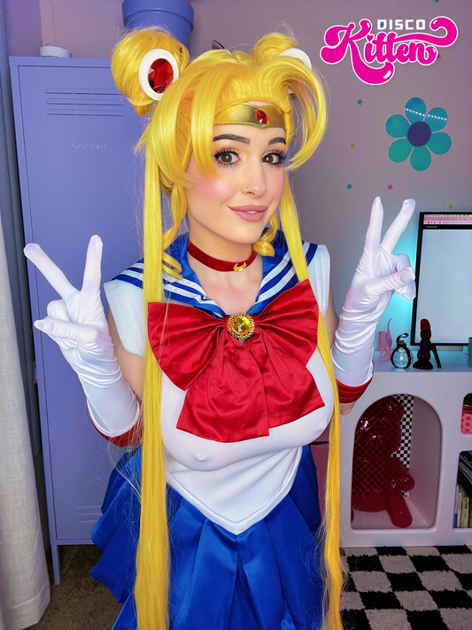 Sailor Moon Cosplay + Wig